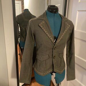 Military style fitted blazer